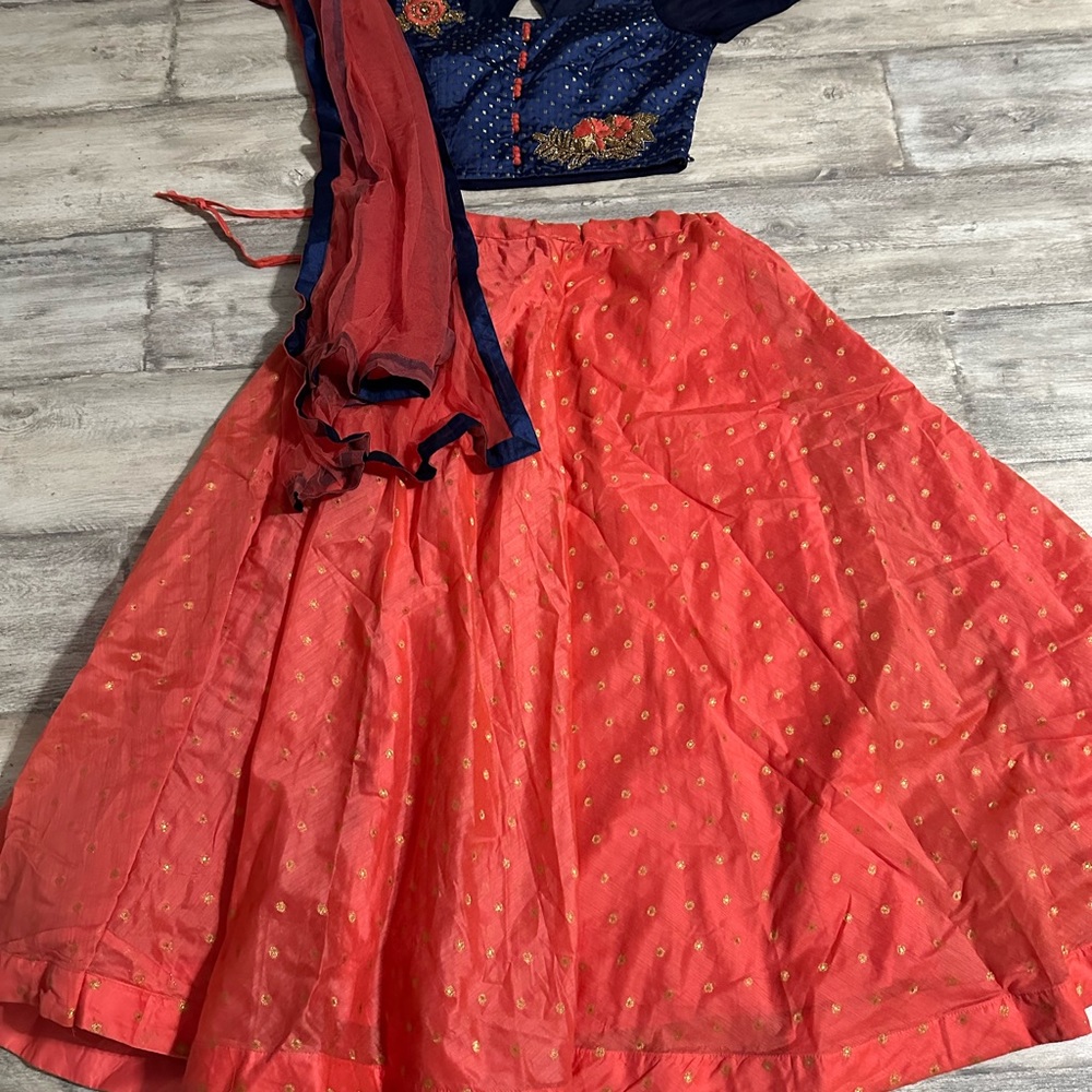 Dress choli kind